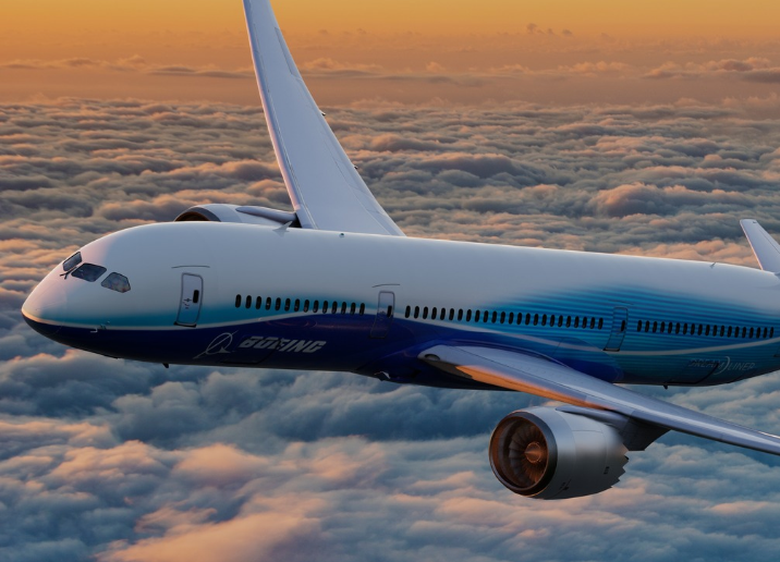 Hutchinson rejoint la Boeing French Team 